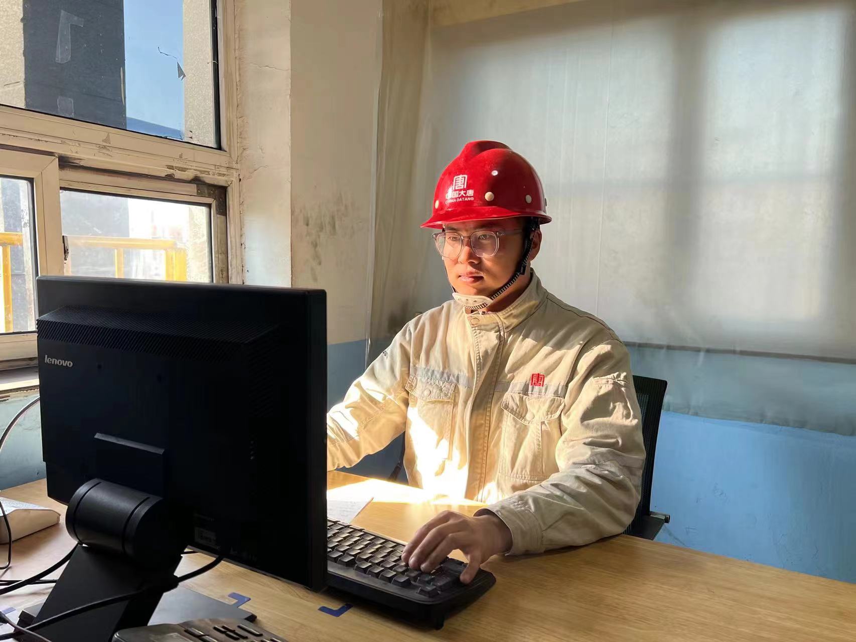 1710394998740086781.jpg 【奋斗大唐人】银牌技工|户金瑞:行而不辍 未来可期.jpg