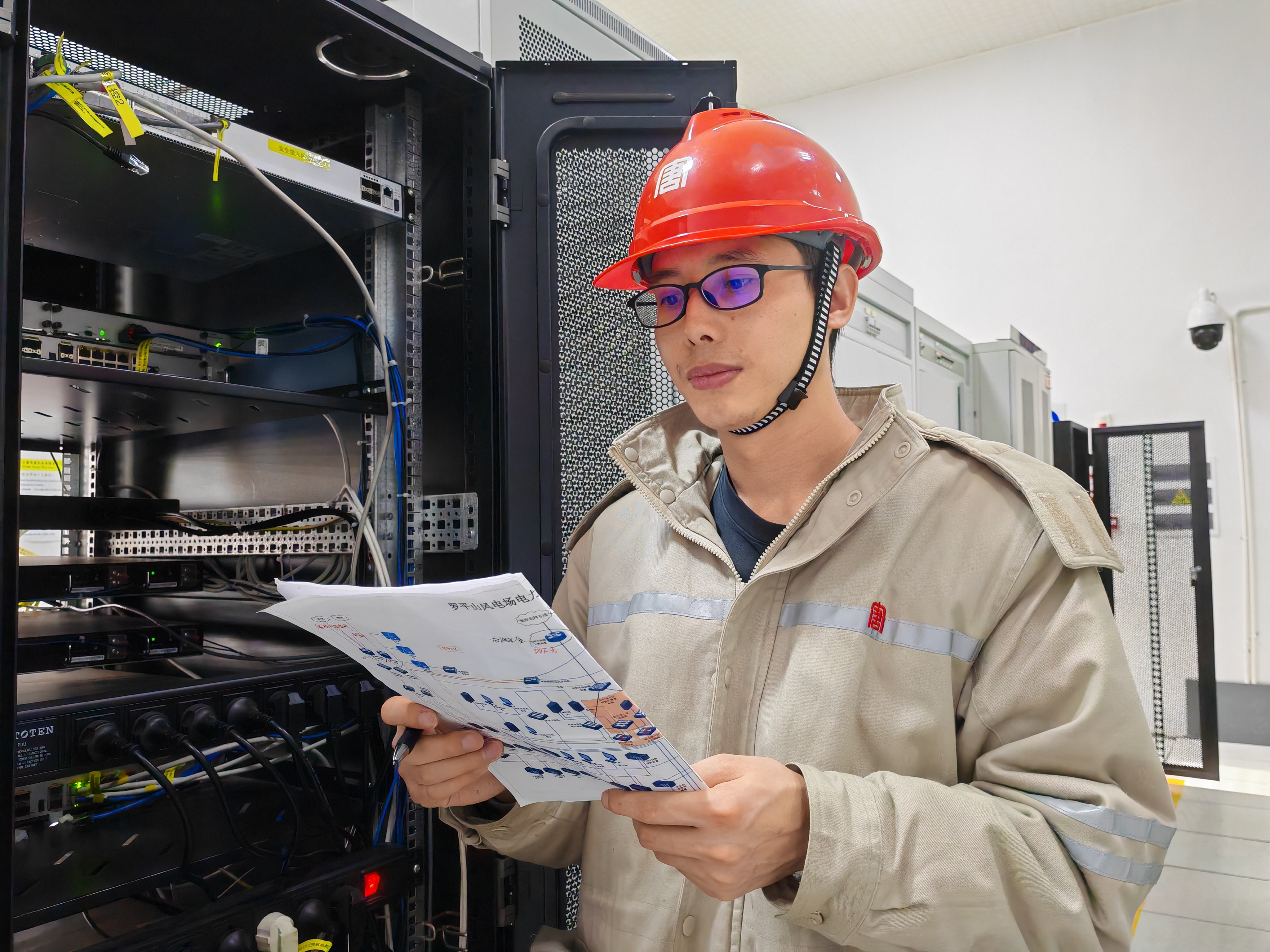 1723001039259042163.jpg 【奋斗的大唐人】滇西新能源事业部:一名科创者的奋斗故事.jpg